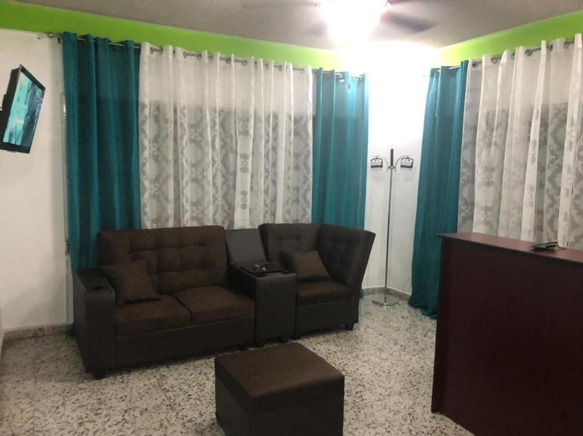 סן פדרו סולה Seven Days Hotel מראה חיצוני תמונה